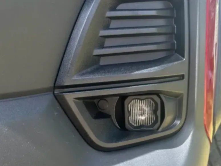 2023+ Colorado Fog Light Bezel Compatible Plug