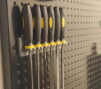 File holder for Biltema pegboard