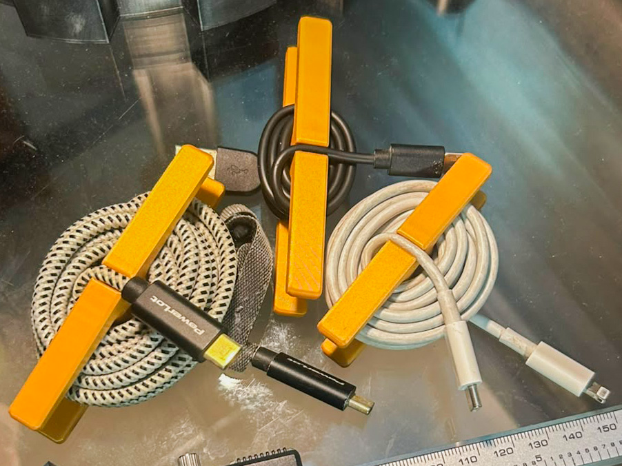 8 Grams Cable Organizer Clips (4mm & 6mm)