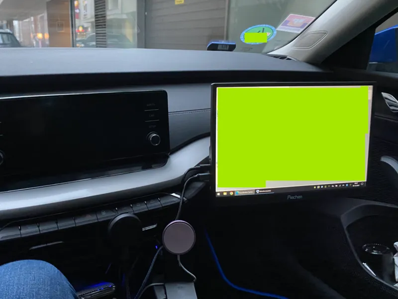 Skoda Octavia 2021 TFT Monitor Halterung 75x75 mm
