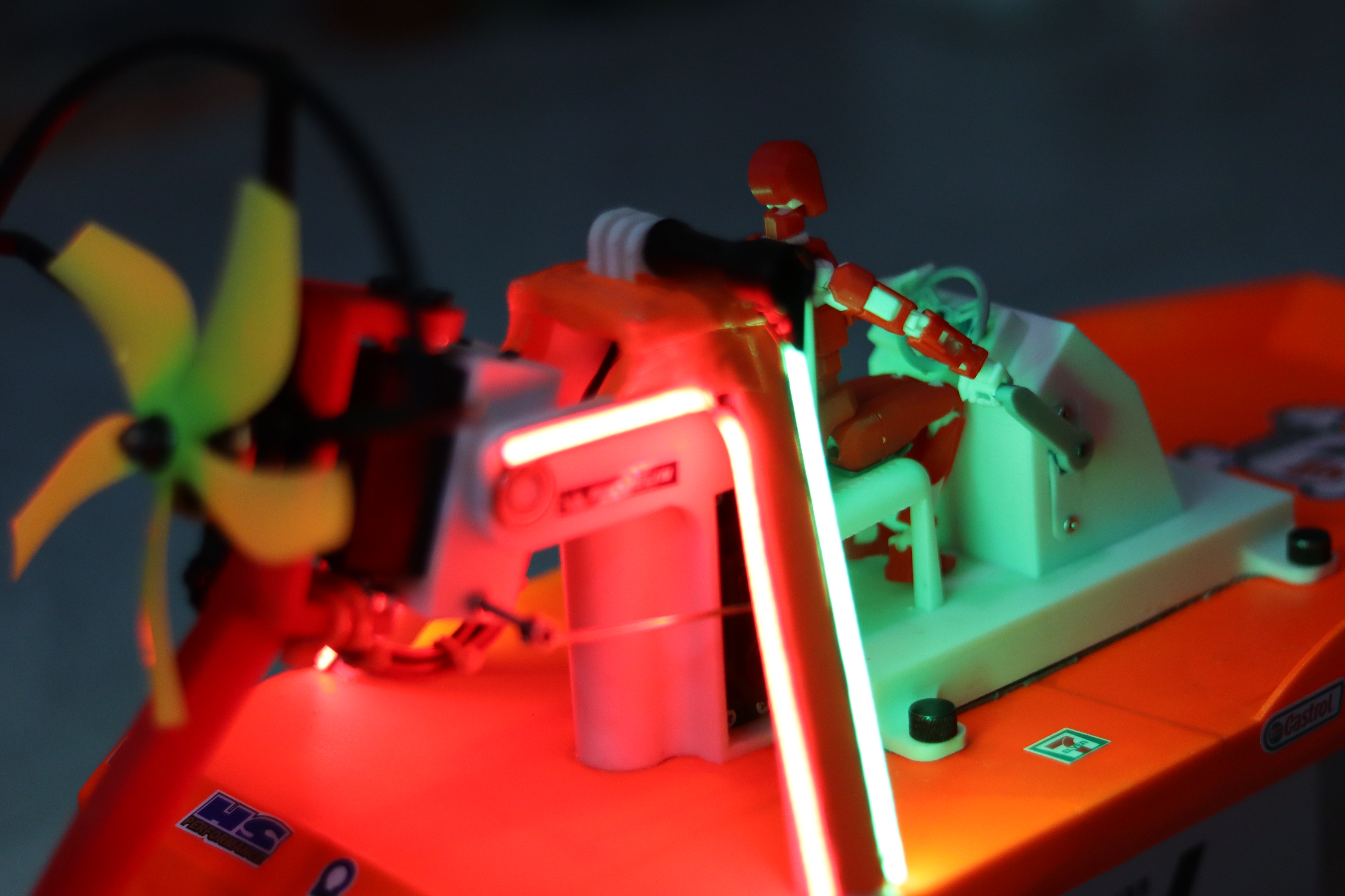 Miniatura 1 do modelo 3D 沼泽狗(风动船)最终版