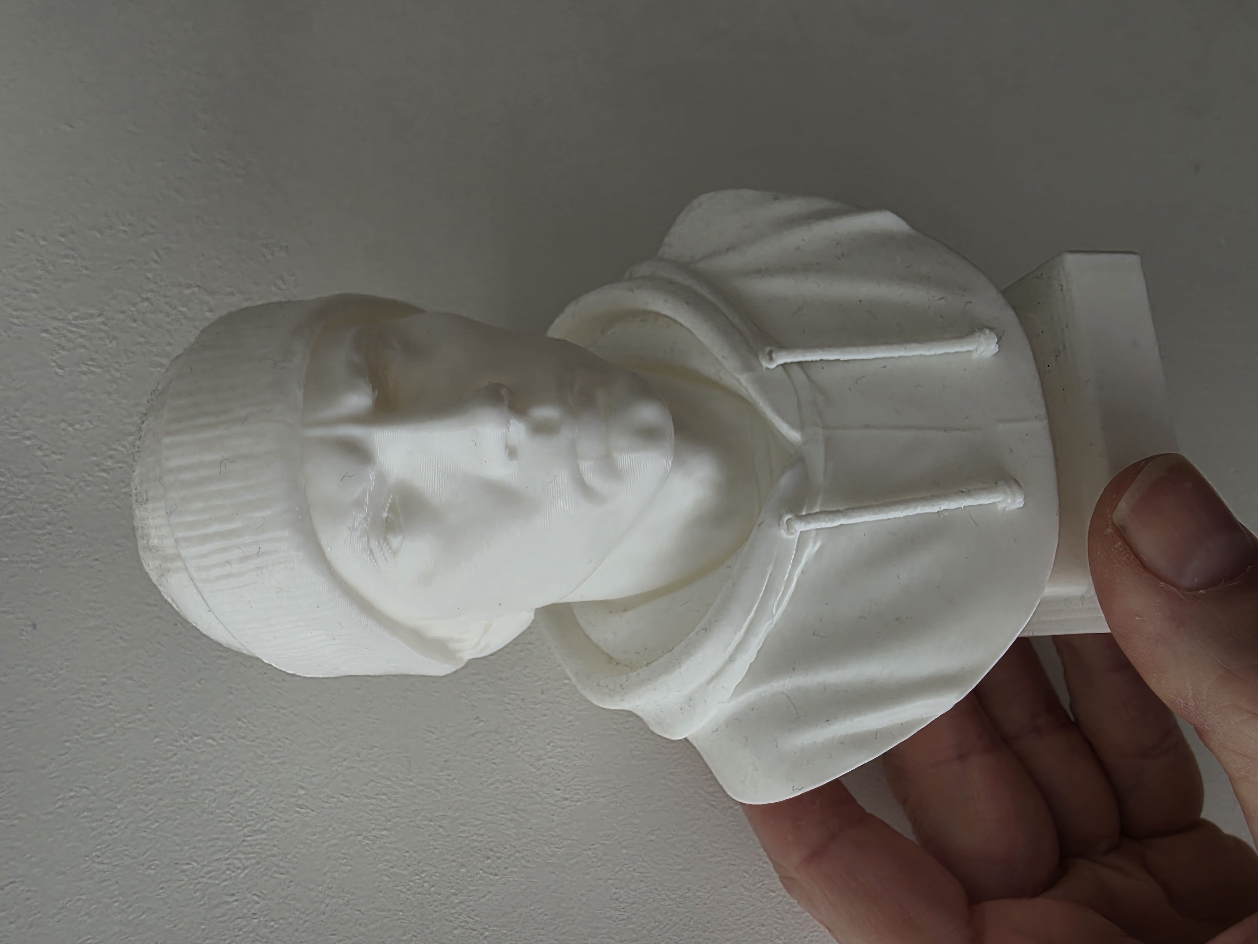 Miniatura 2 do modelo 3D EMINEM BUST