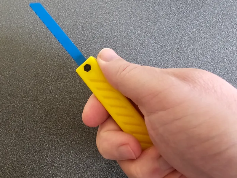 Mini padsaw for Black and Decker type jigsaw blade