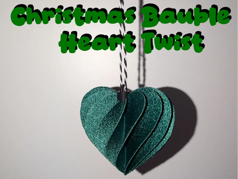 Christmas Bauble / Christmas Ornament Heart Twist