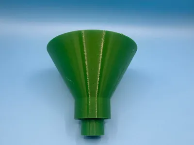 Screw on Funnel with breather for easy refilling