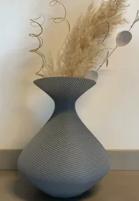 Vase design décoratif — photo 1