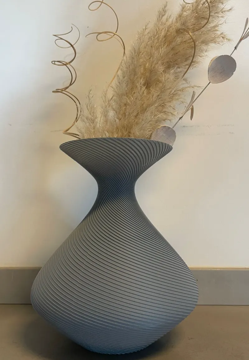 DESIGN VASE