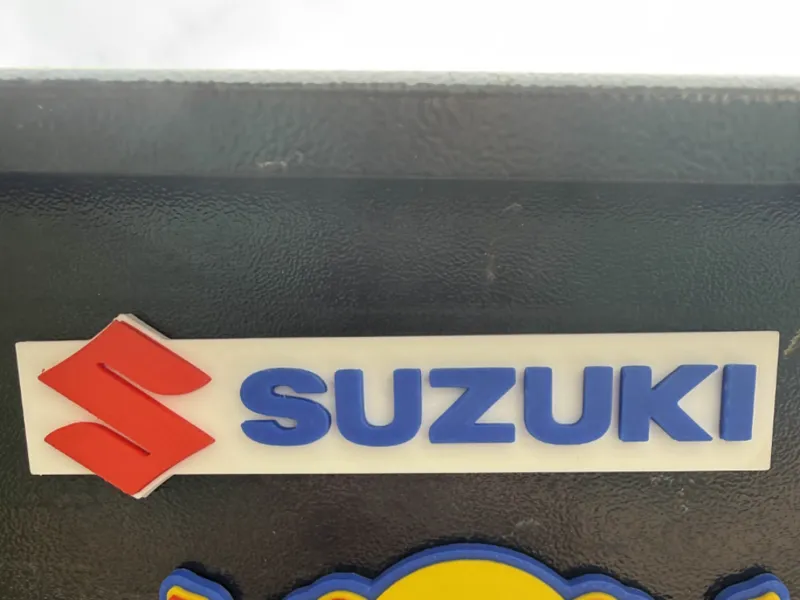 Suzuki Badge / logo