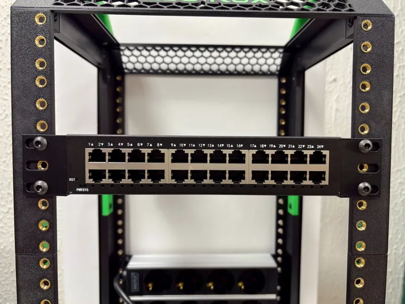Horaco Switch - Orejas para rack 10"