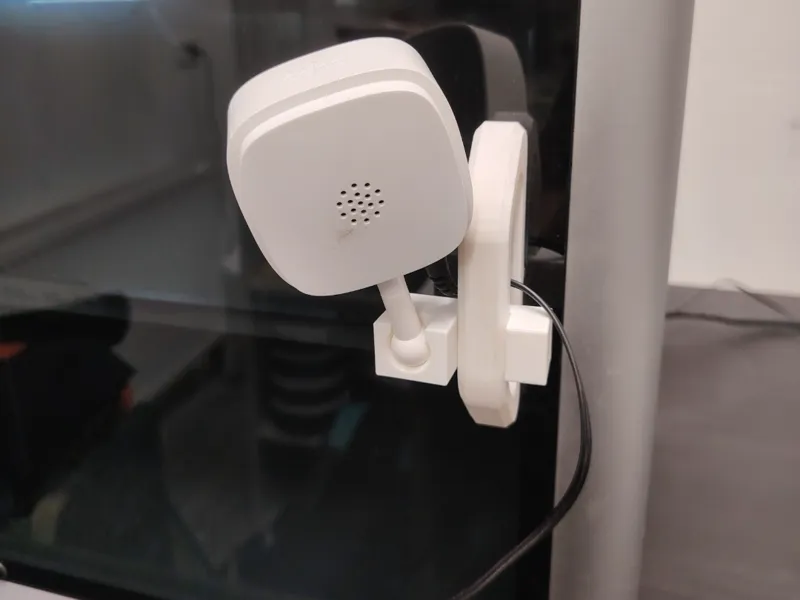 Tapo C110 camera holder for door handle