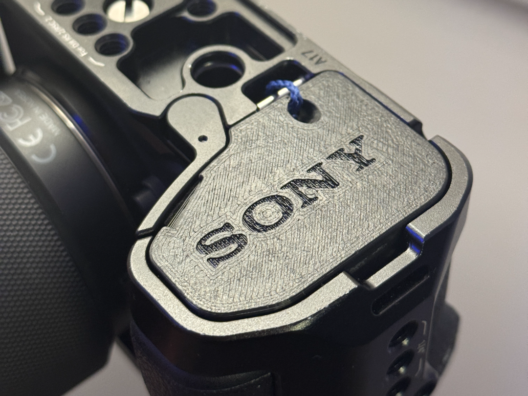 Remix of AirTag Mount for Sony a6700 SmallRig Cage