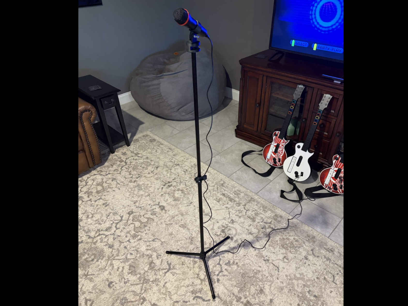 Microphone Stand, height adjustable