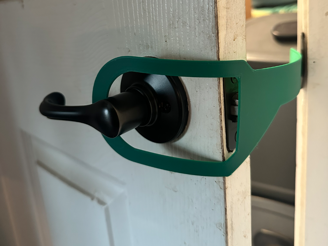 Door Handle Cat Door Gap