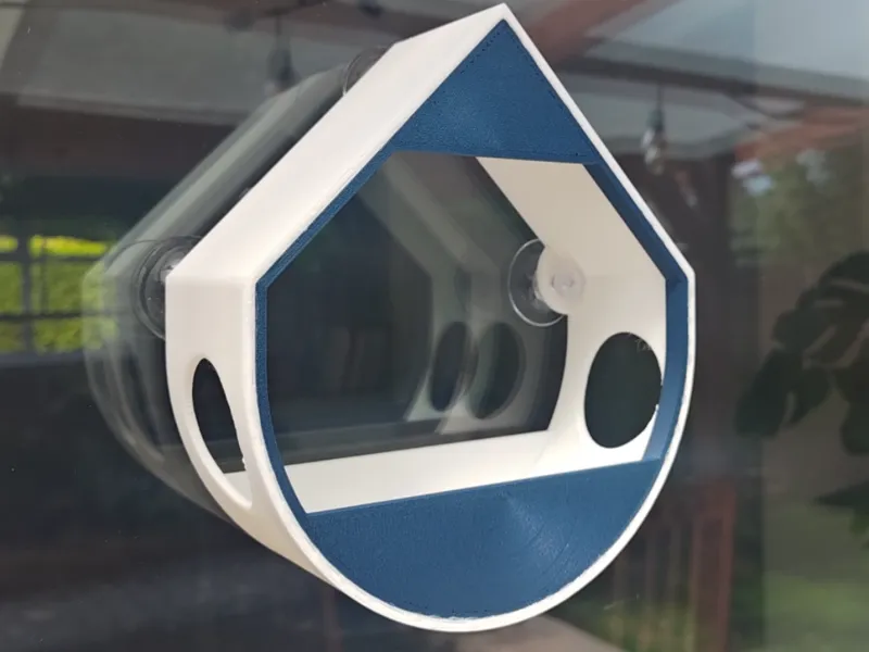 Teadrop Window suction Bird Feeder