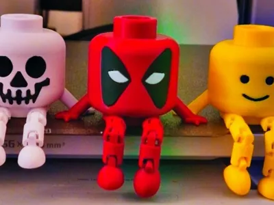 Articulated Brick Head Buddy (Deadpool Edition)