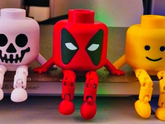 Articulated Brick Head Buddy (Deadpool Edition)