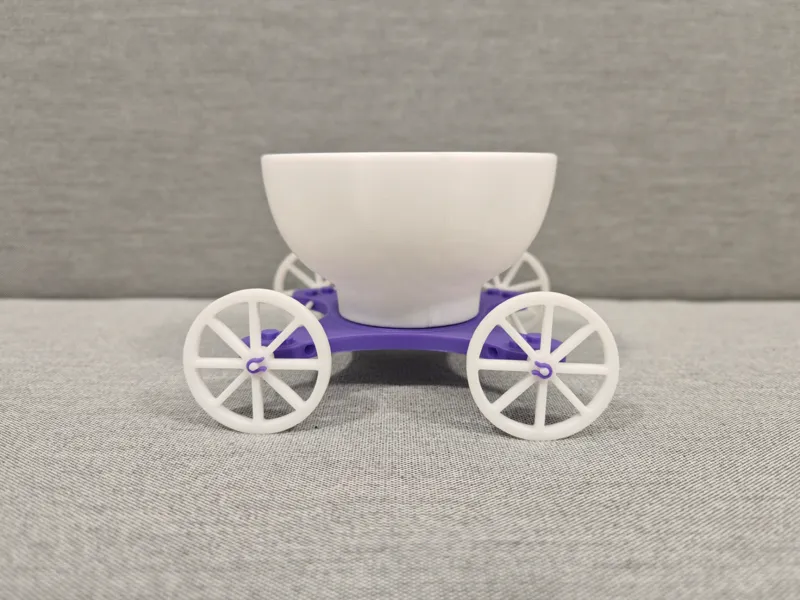 Corcelain - Carriage snack bowl