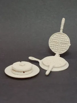 Figura decorativa: Miniature Antique Waffle Maker and Waffles — vista de referencia 4