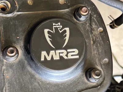 Rear Strut Cap with Logo
