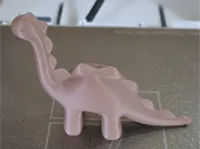 Petit dinosaure au long cou — photo 1