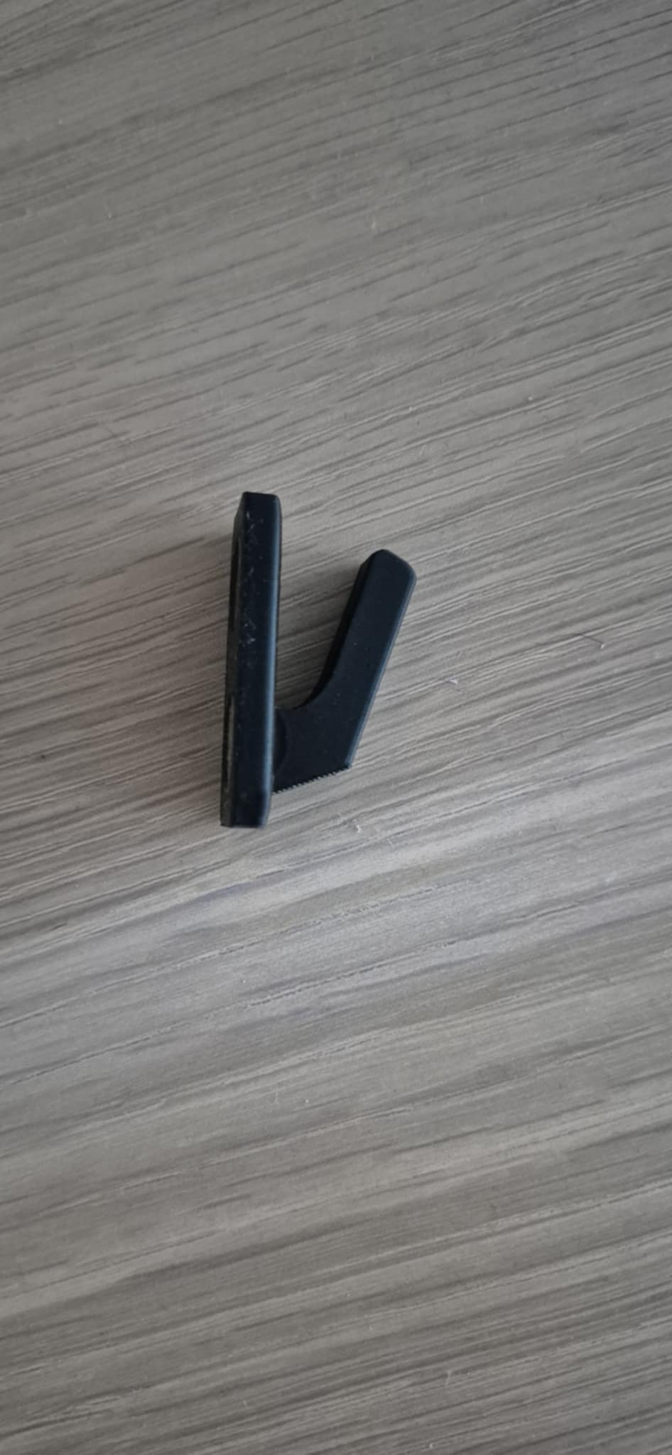Miniatura 2 do modelo 3D Magnetic Hook V2