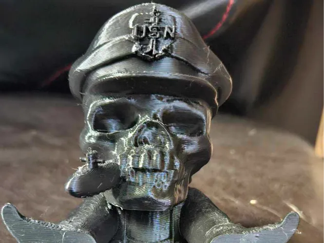 Skull Stand Phone