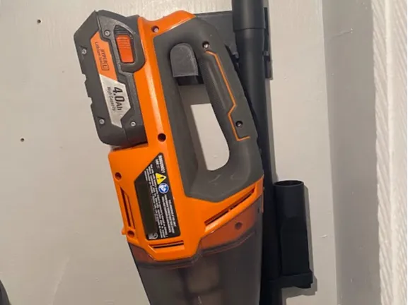 Rigid Handheld Vacuum Holder
