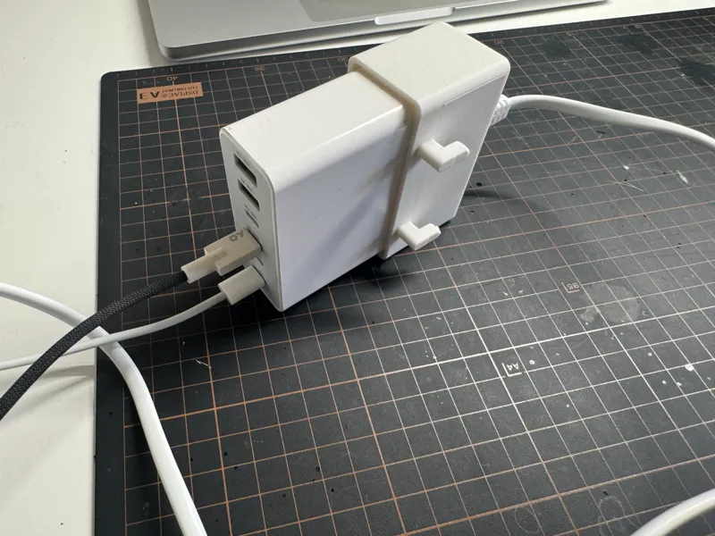 USB Charger holder for skadis