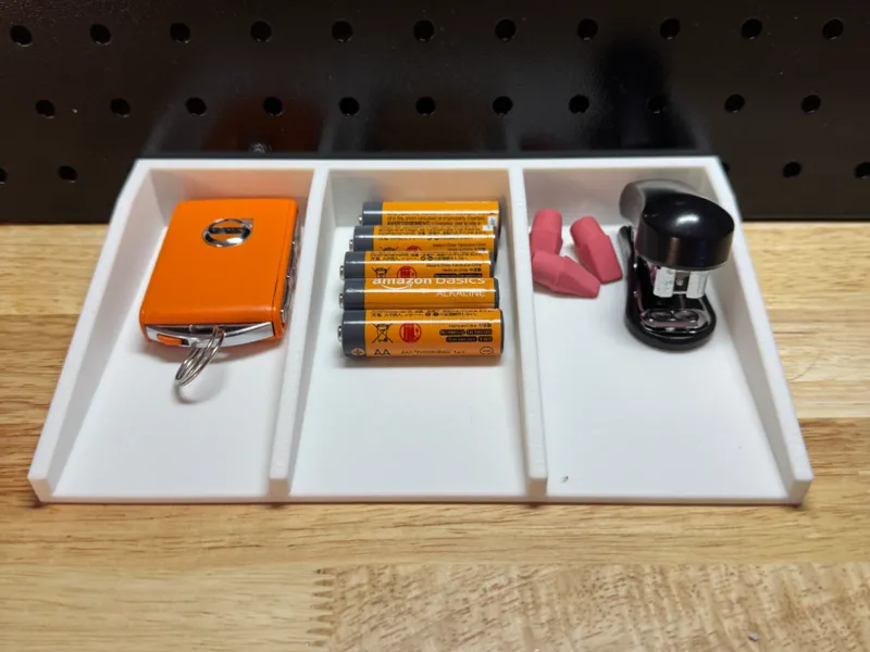 Desk organizer