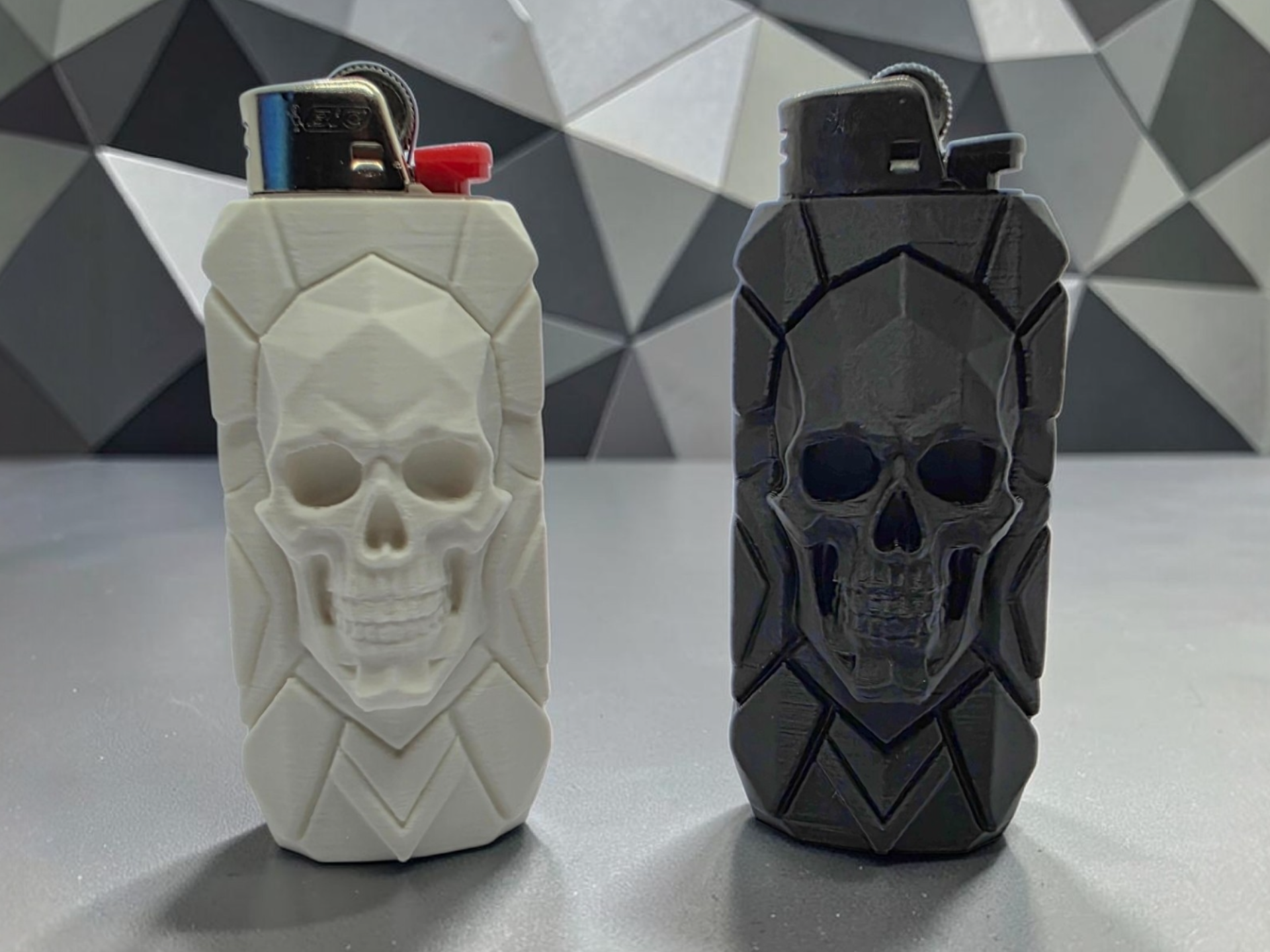 Low-Poly Geometric Skull Bic Sleeve - 1