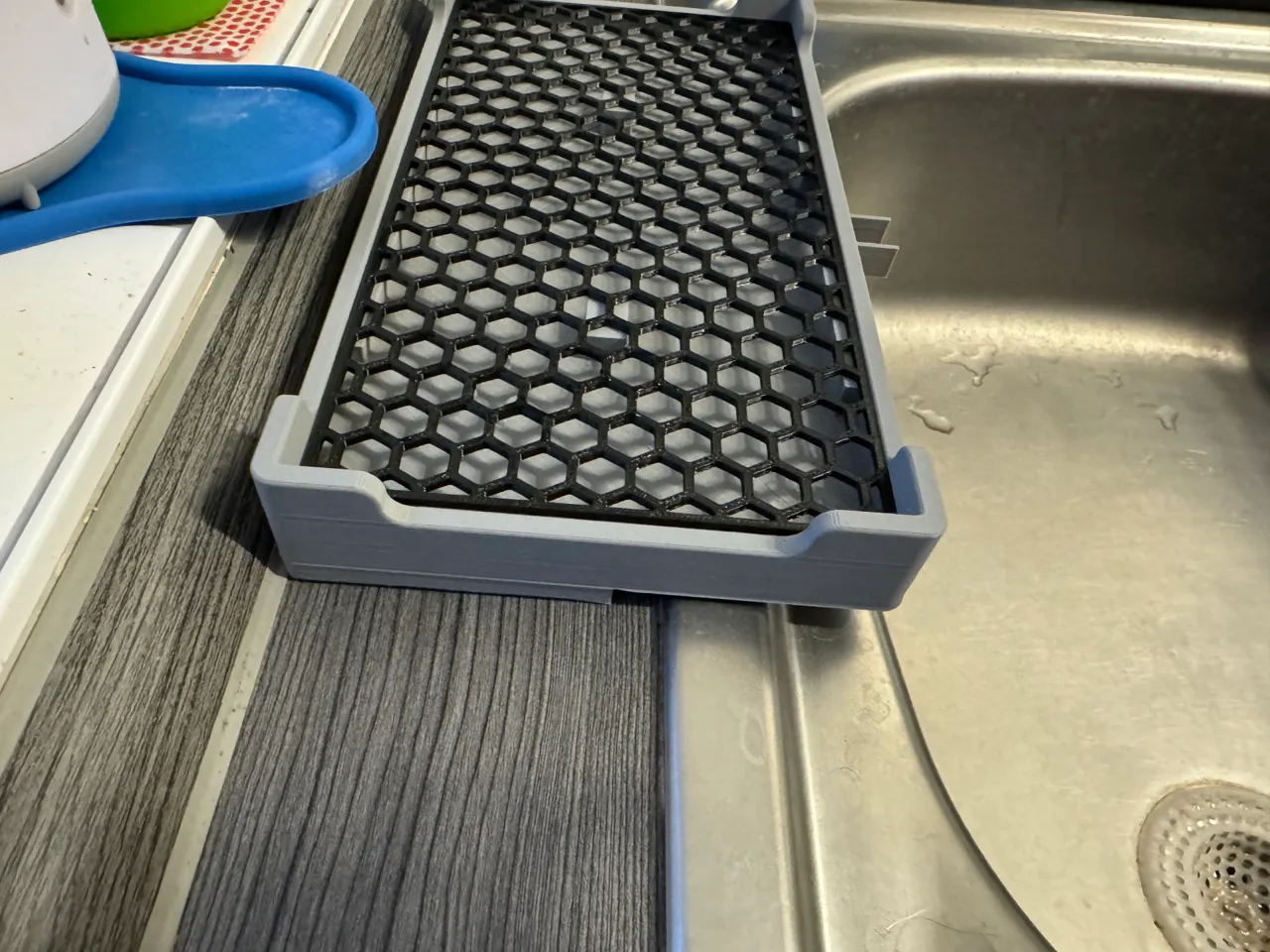 Kitchen Sponge Holder view 2
