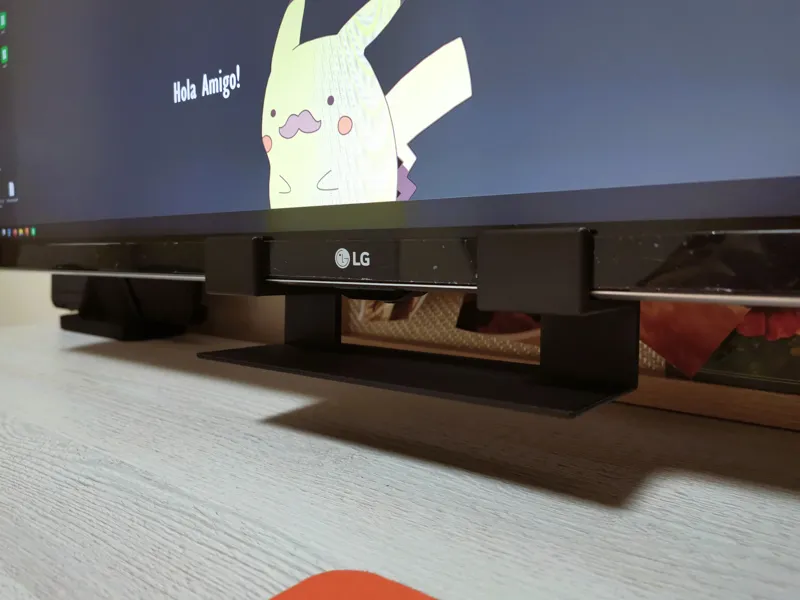 Under monitor simple shelf