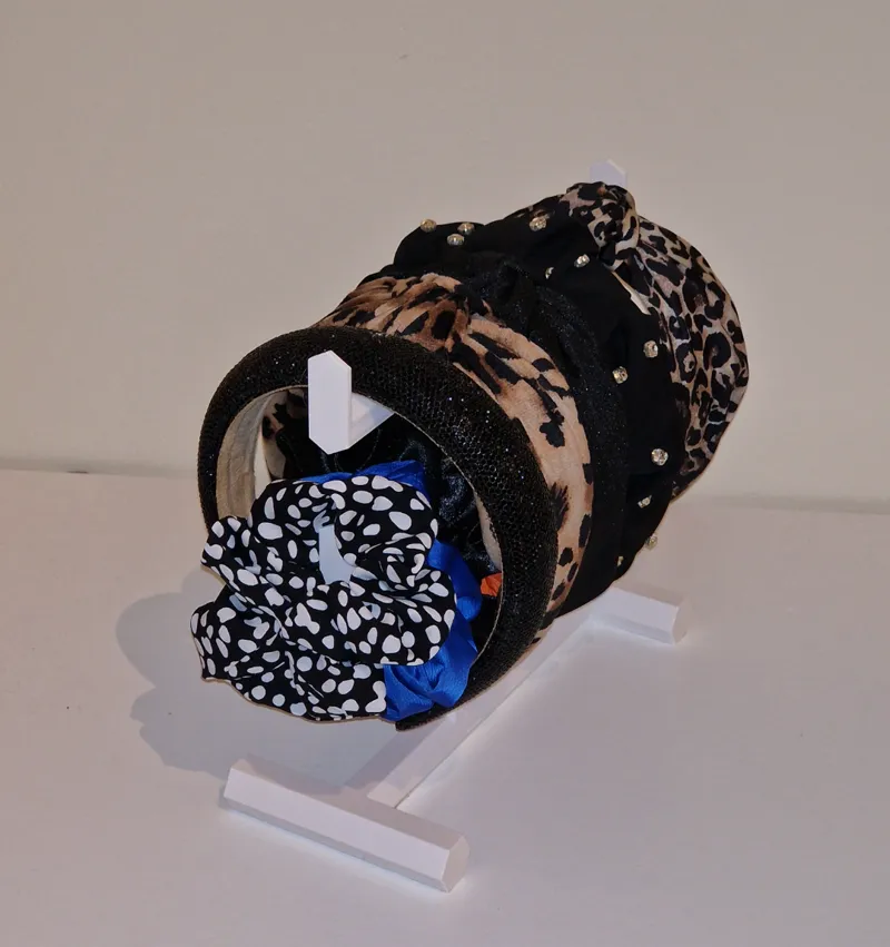Hairband stand