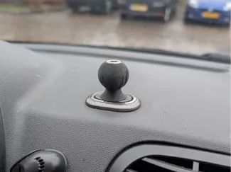 FIAT 500 Phone/GPS mount M8