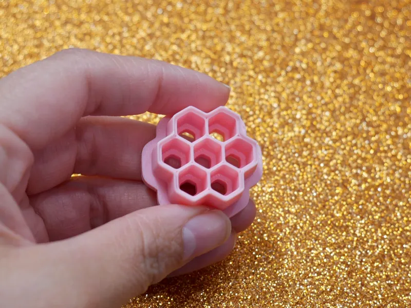 Honey Comb Polymer Clay Cutter