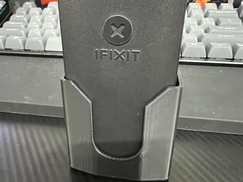 IFIXIT Minnow case holder