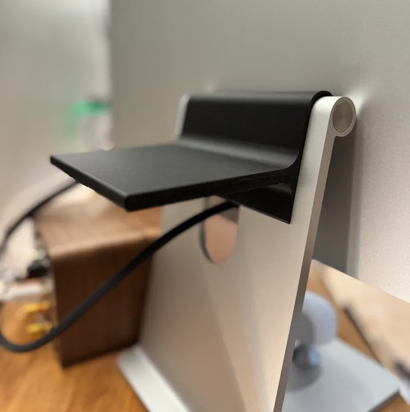 Apple Studio Display Shelf