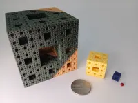Éponge de Menger — sculpture fractale — photo 2