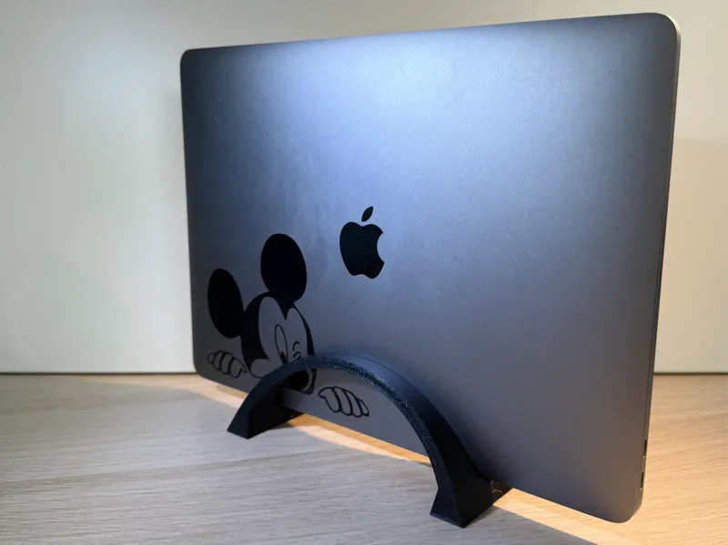 Vertical Stand MacBook Air 13" m1-2 - No Supports