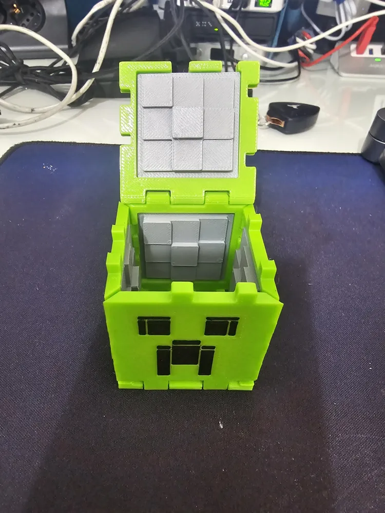 Minecraft cube by Shuren MakerWorld: Download Free 3D Models