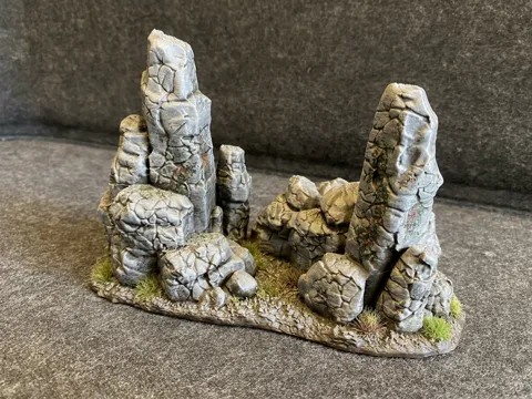 Escenografía en miniatura: Stoneformation 25 — referencia de MakerWorld