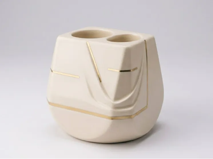 Pen holder