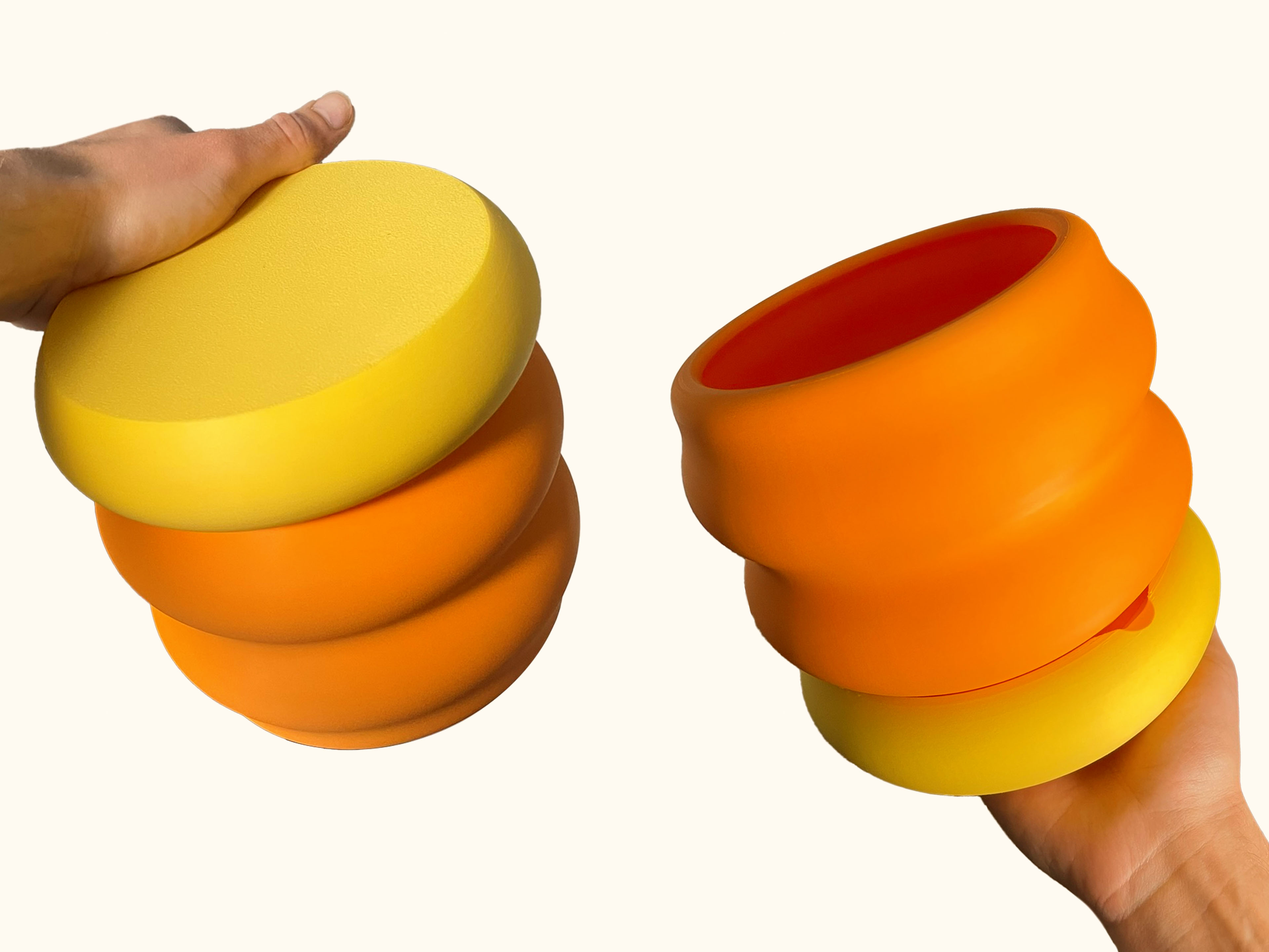 Miniatura 1 do modelo 3D Bumpy Planter & Tray
