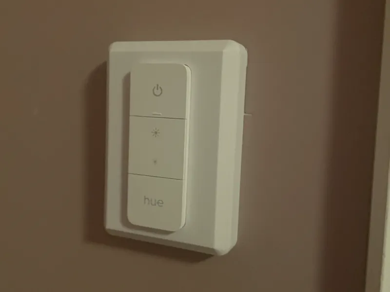 Phillips Hue v2, Elko Switch Cover