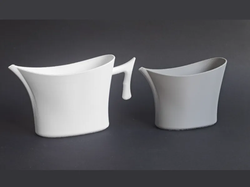 watering can with and without handle