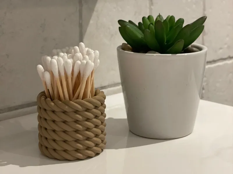 Rope Q-tips holder
