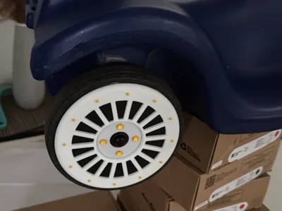 Bobby Car Tuning Wheel Cap