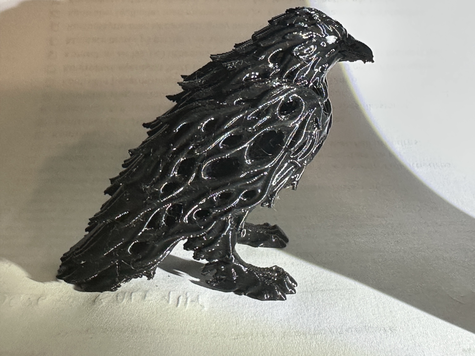 Miniatura 1 do modelo 3D Void Raven – Shadow Sentinel