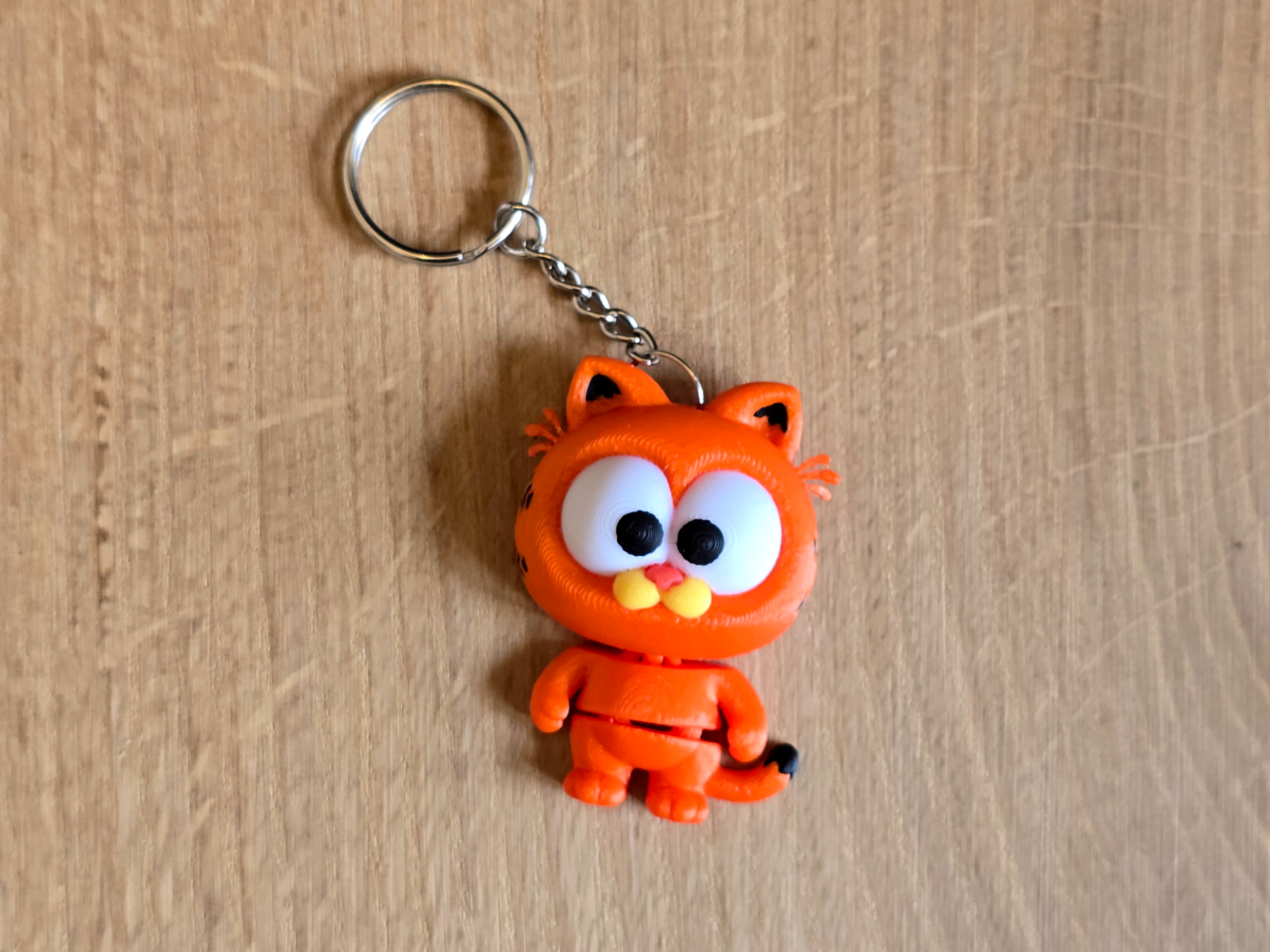 Baby Garfield flexi keychain