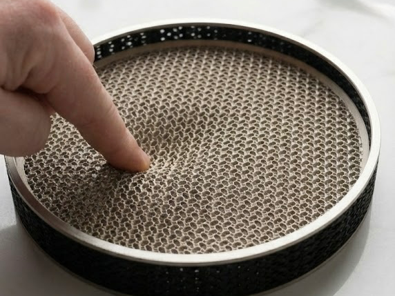 Minimalist EDC Tray Flexible Cushion Mesh